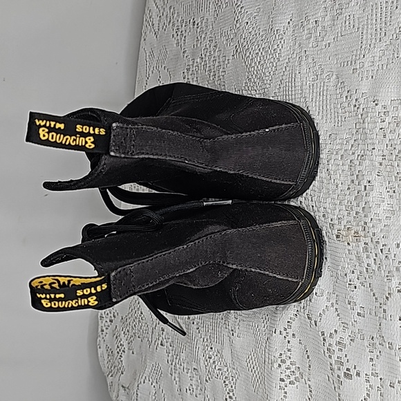 Dr. Martens Sheridan black high top canvas lace up boots shoes sz 4 youth - Picture 6 of 8